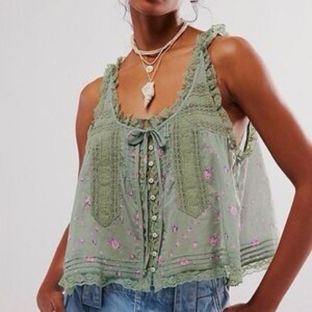 Floral Green Lace Trim Top